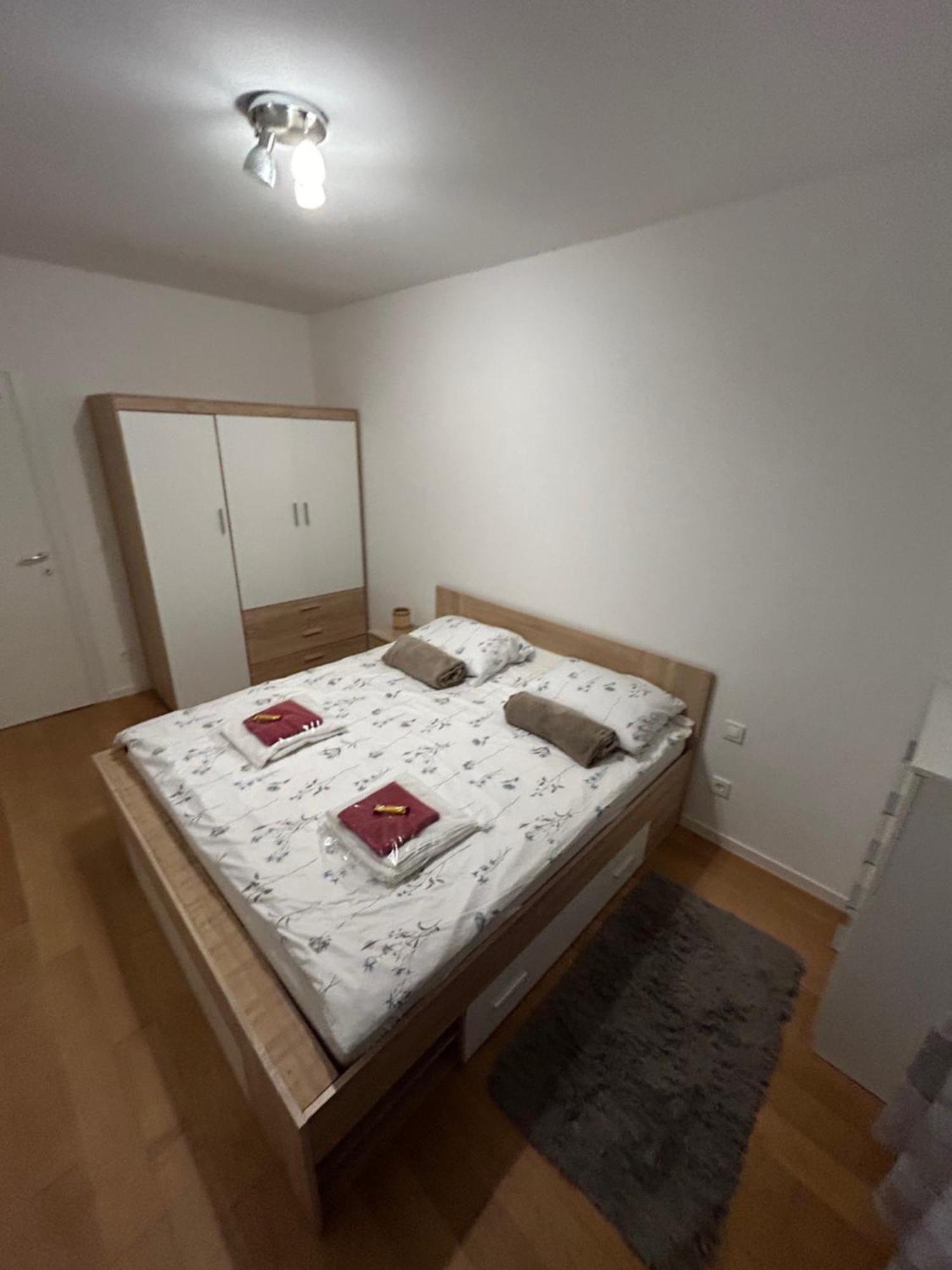 Apartman Zabok Centar Esterno foto